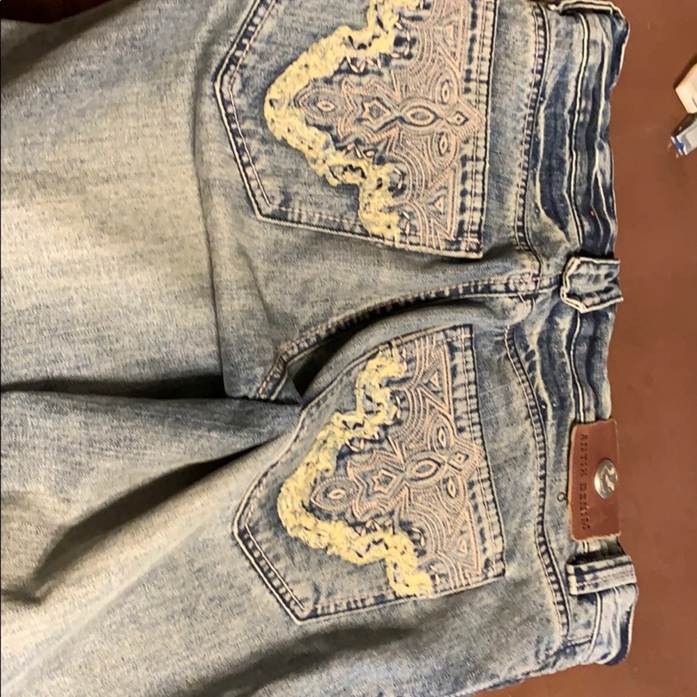 Jeans - Picture 2 of 3